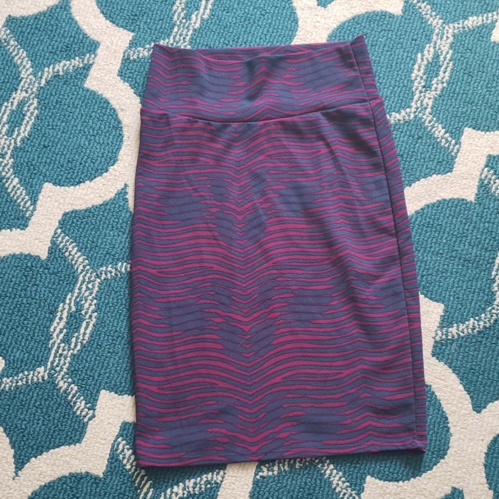 Lularoe Cassie Size Small